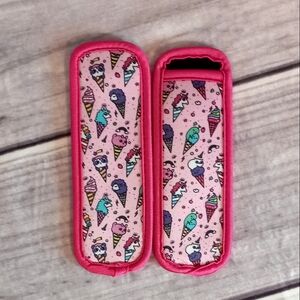 5/$20 Icecream Animals Popsicle Holders!!